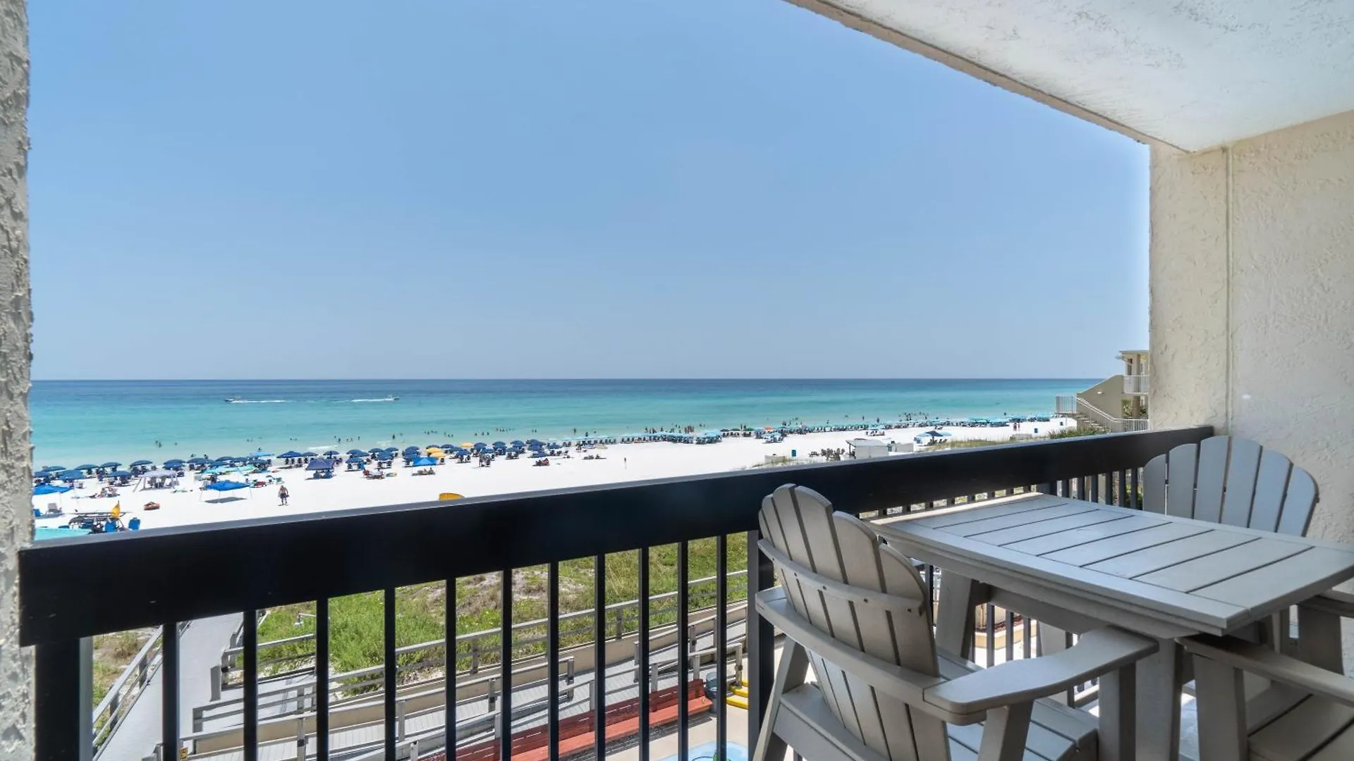 Aparthotel Splash Into Sundestin - Gulf Front - Pool And Restaurant
