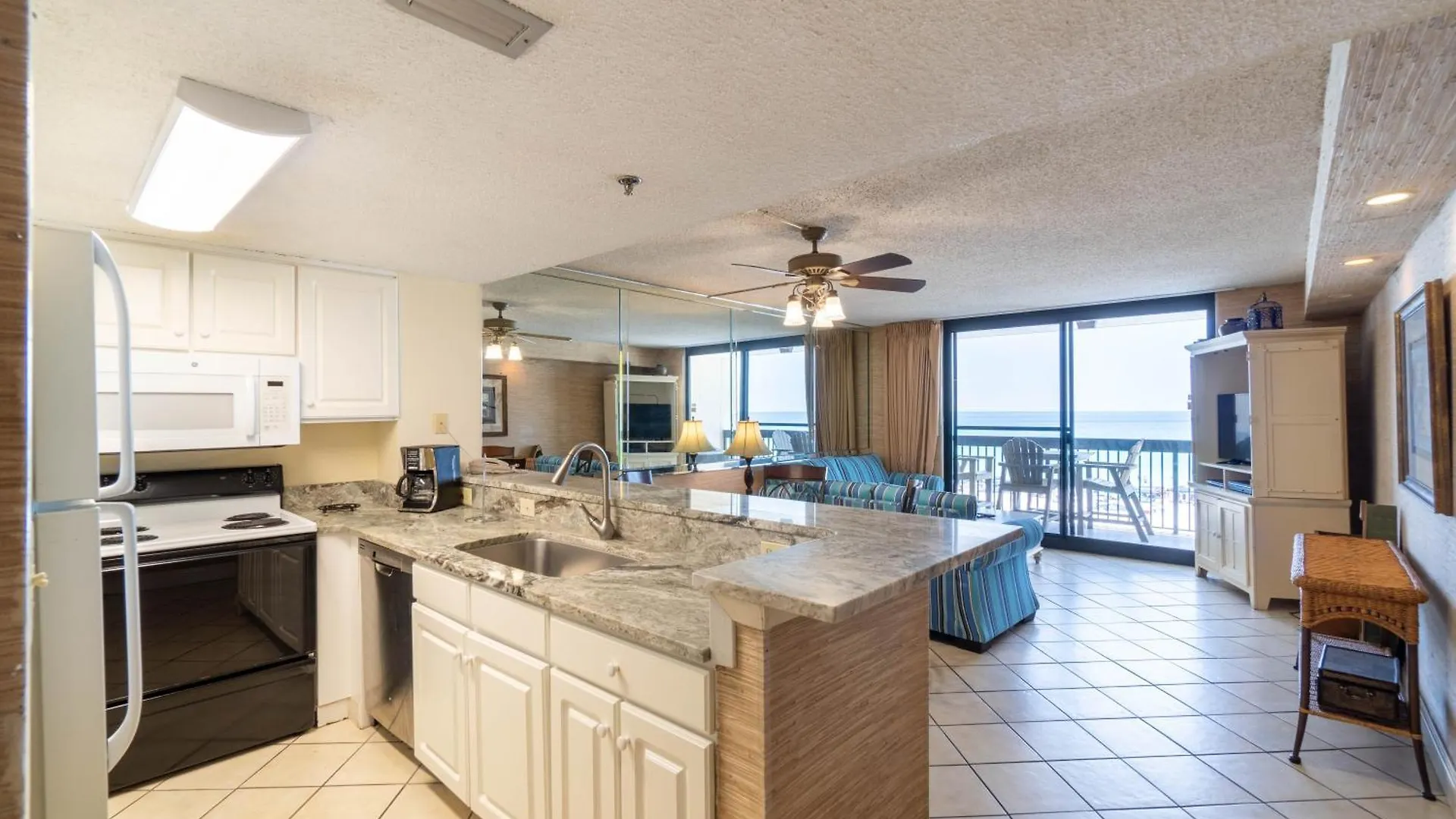 Splash Into Sundestin - Gulf Front - Pool And Restaurant Aparthotel Destin